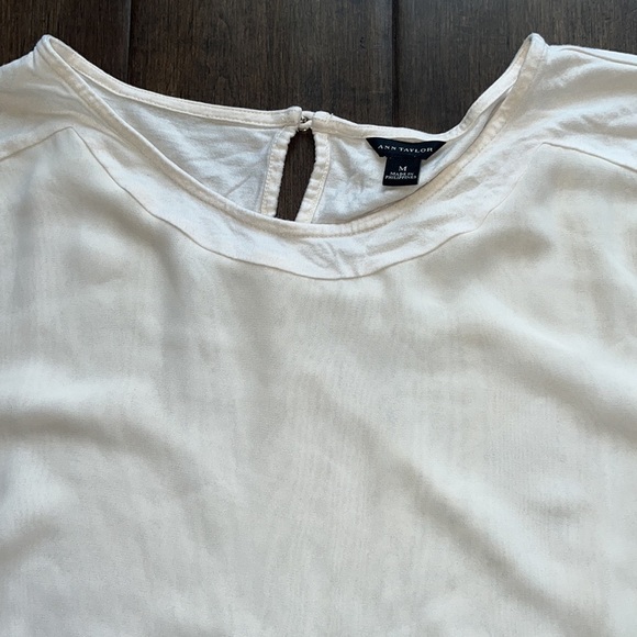 Ann Taylor - two tone white shirt/fabric size medium - Picture 2 of 4
